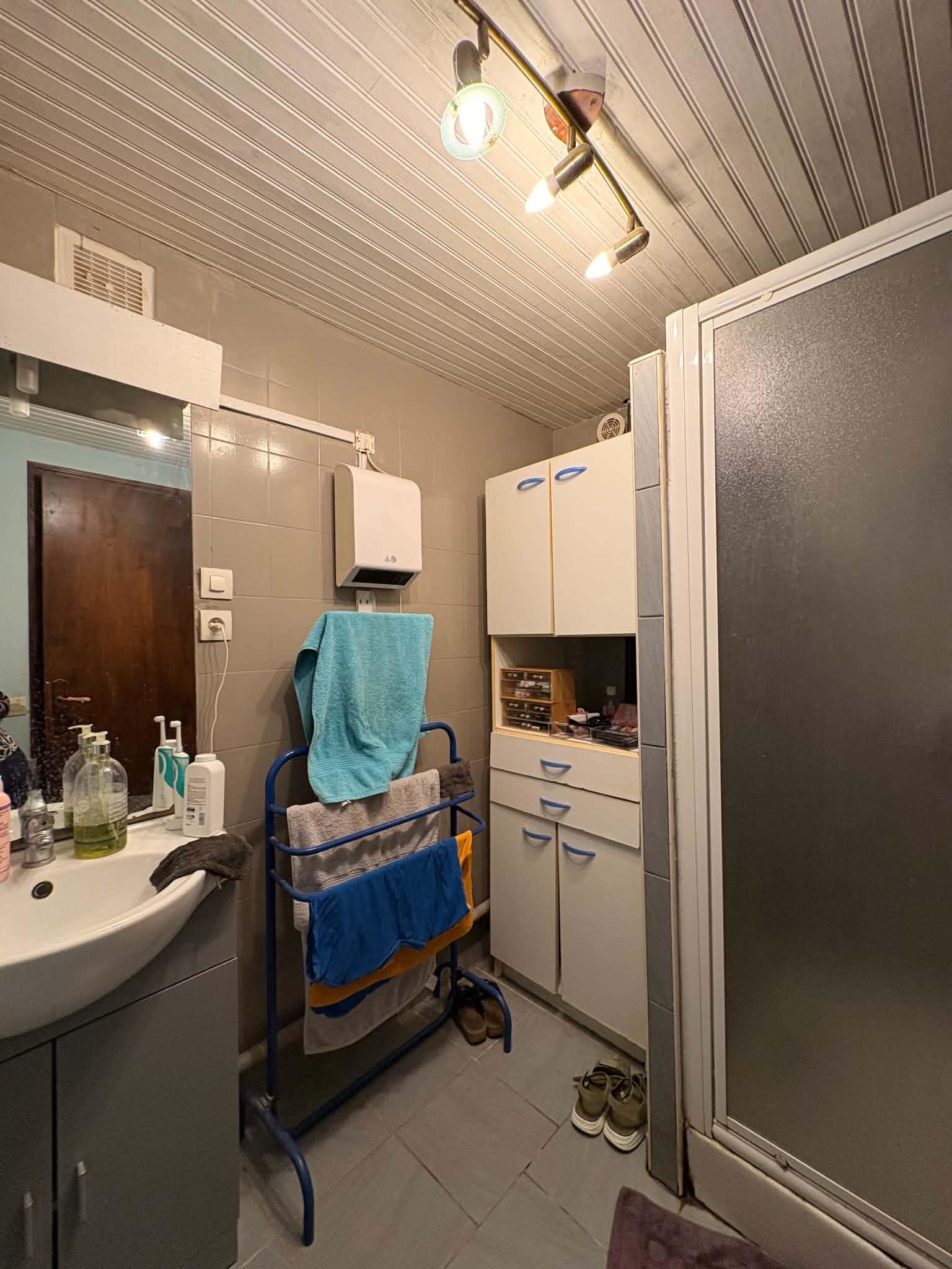 Maison 4 pièces 546 m² · à Millac · 546 m² · 109 000 €