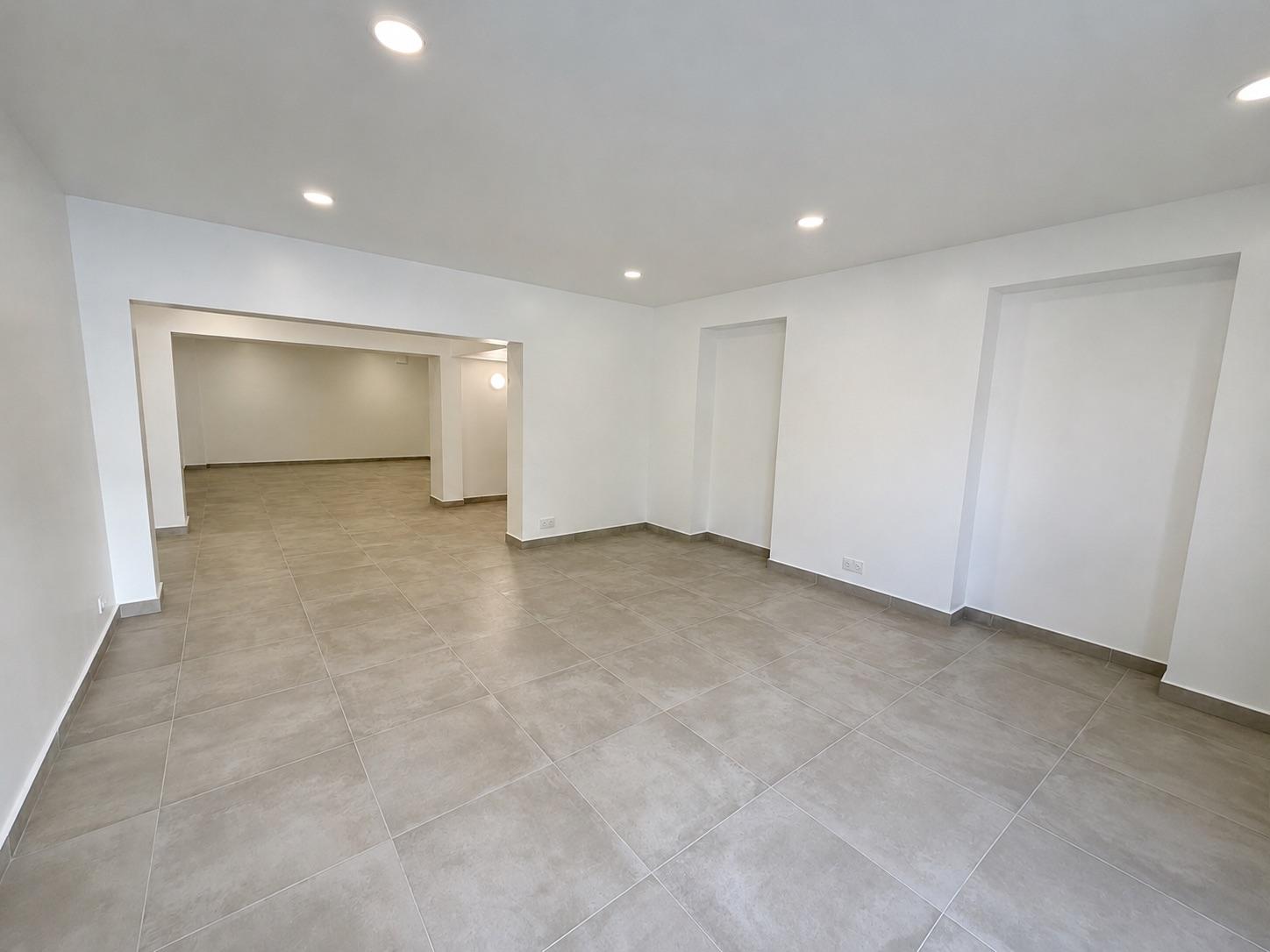Local commercial 60 m² · à Ajaccio · 60 m² · 850 €/mois