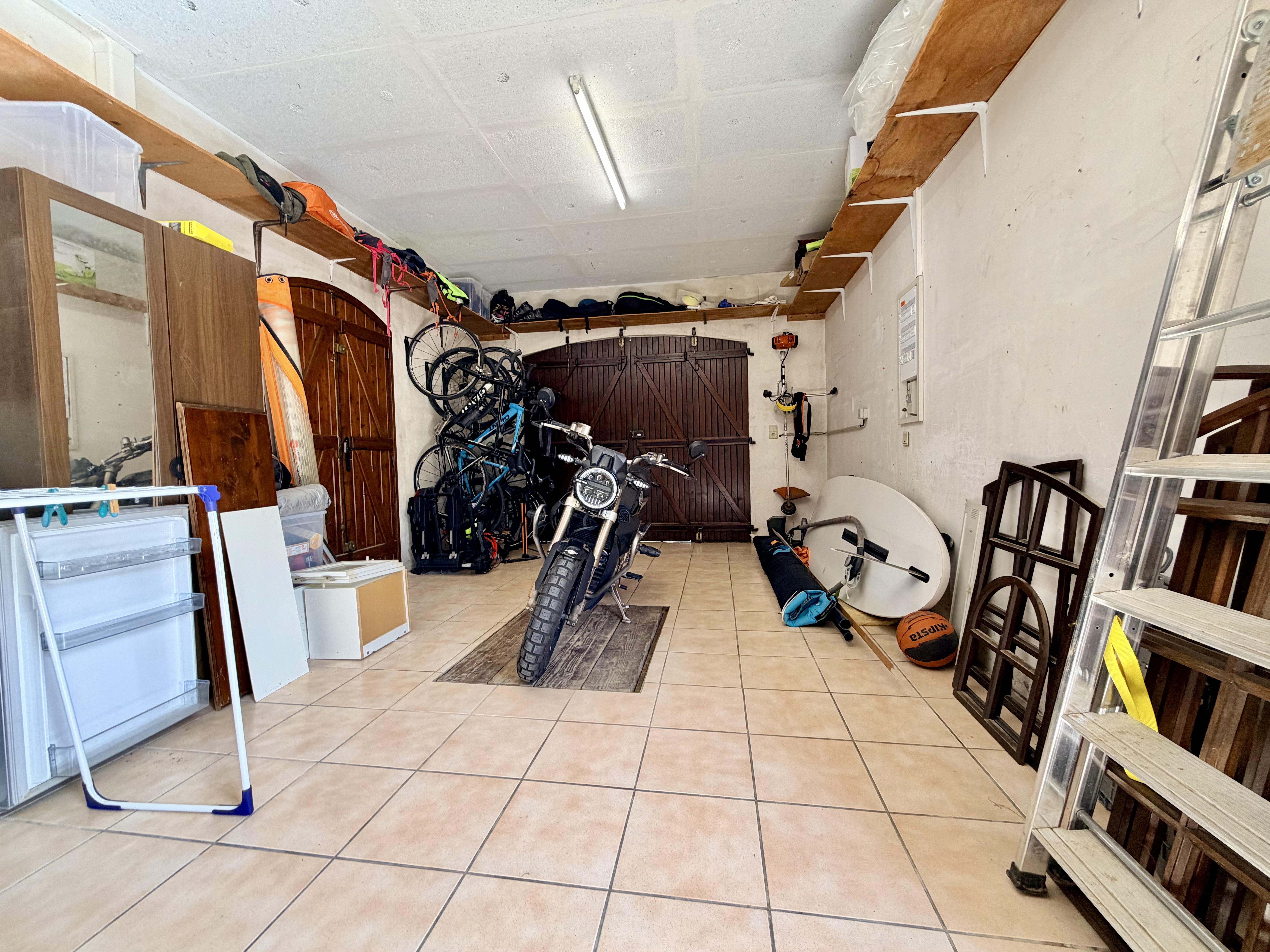 Maison 5 pièces 190 m² · à Sérignan · 190 m² · 676 000 €