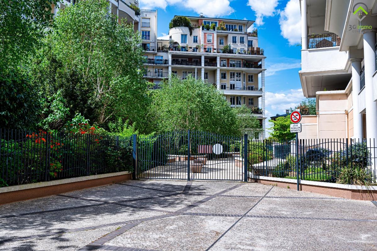 Appartement 3 pièces 70 m² · à Courbevoie · 69,6 m² · 1 784 €/mois