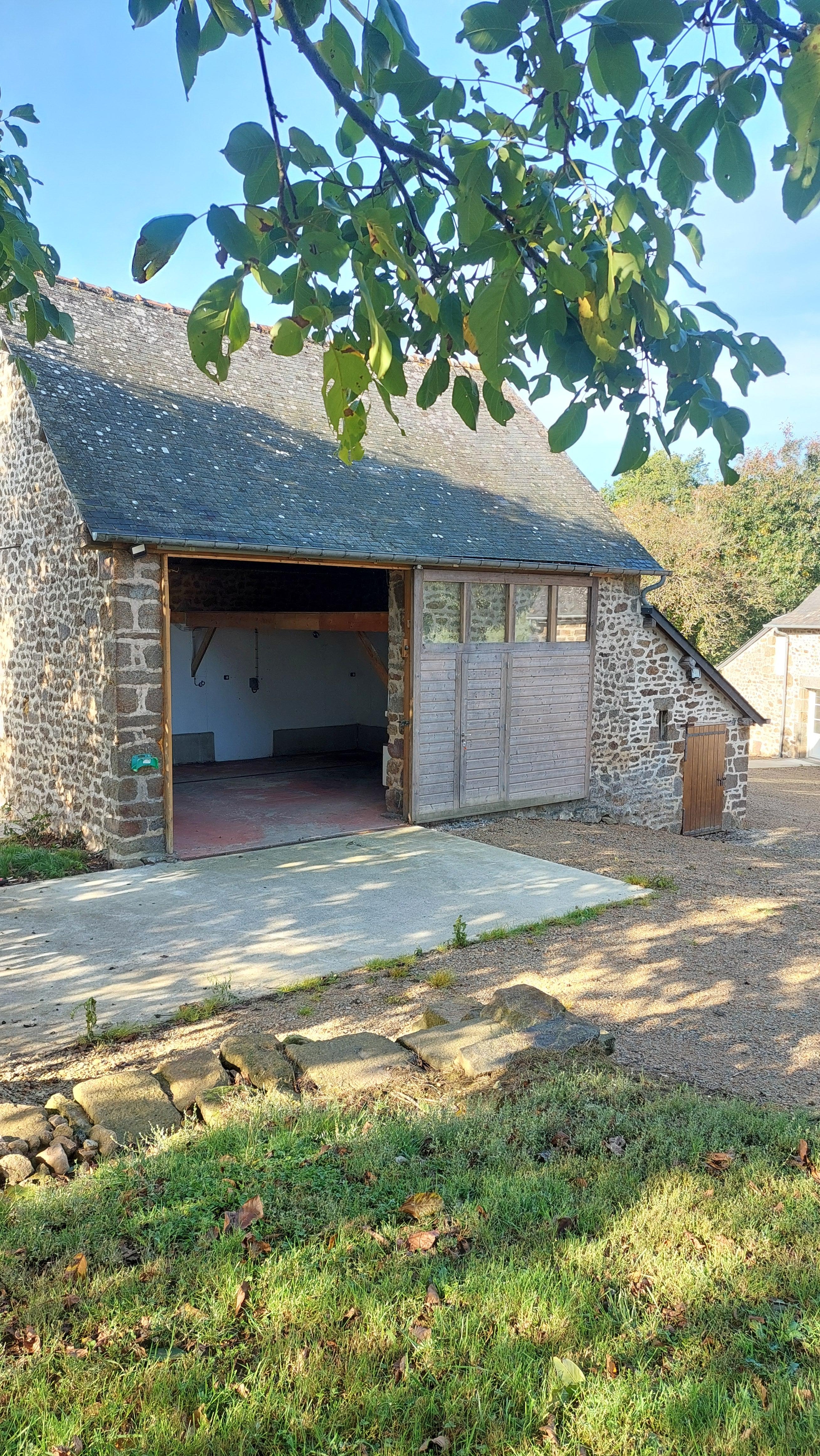 6 pièces 146 m² · à Ambrières-les-Vallées · 146 m² · 248 000 €