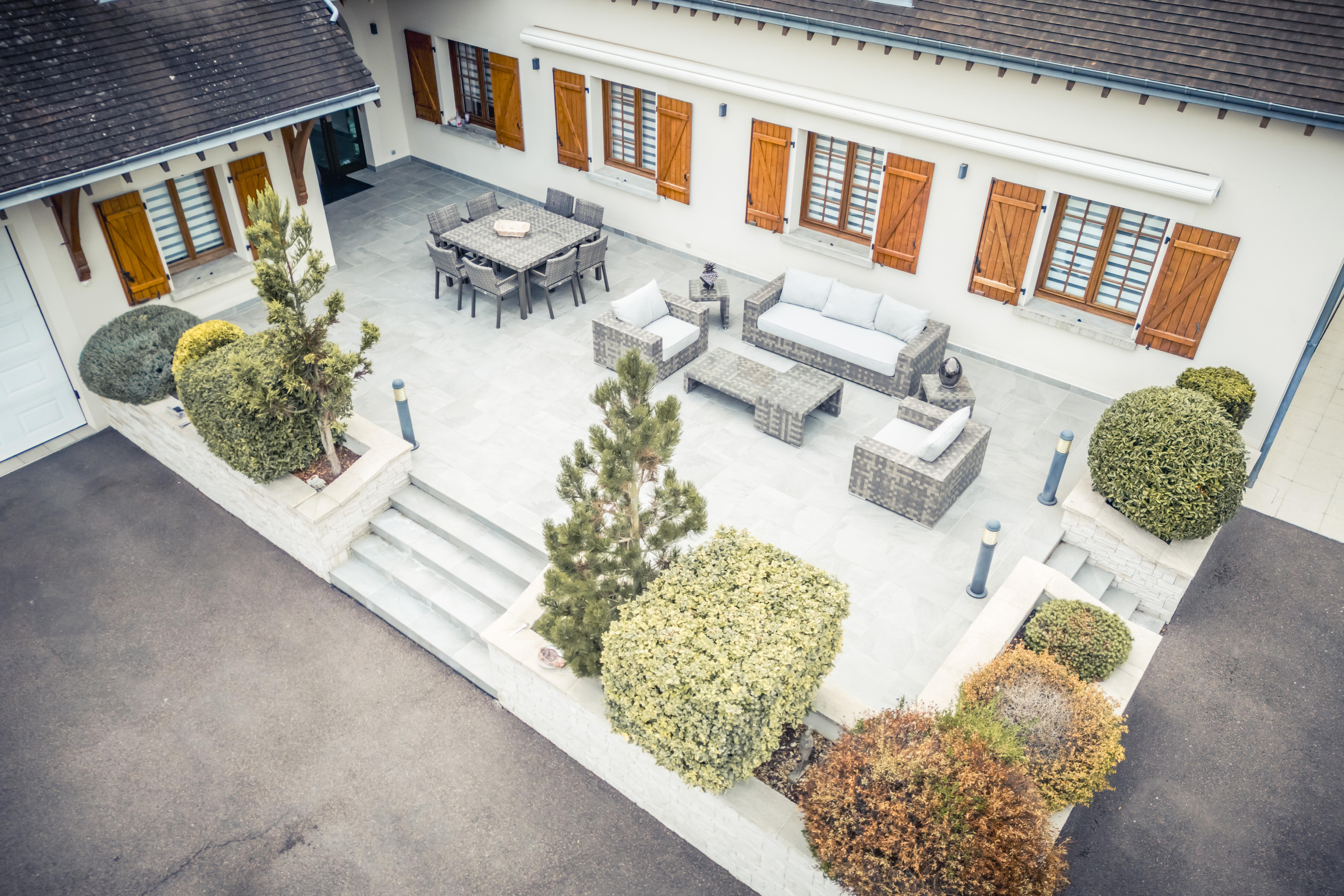 Maison 8 pièces 294 m² · à Saint-Pouange · 294 m² · 990 000 €