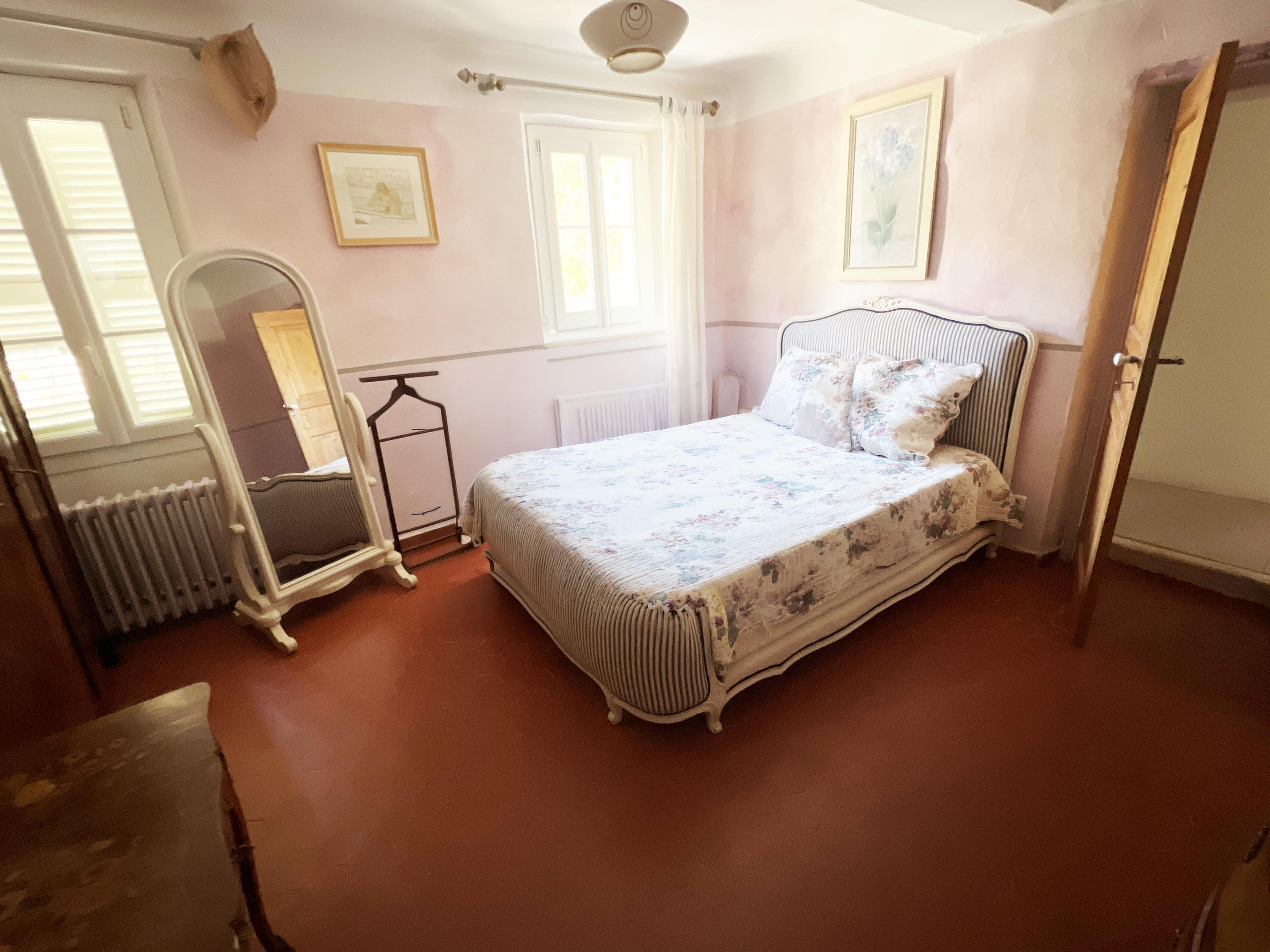 Maison 5 pièces 200 m² · à Pierrefeu-du-Var · 200 m² · 475 000 €