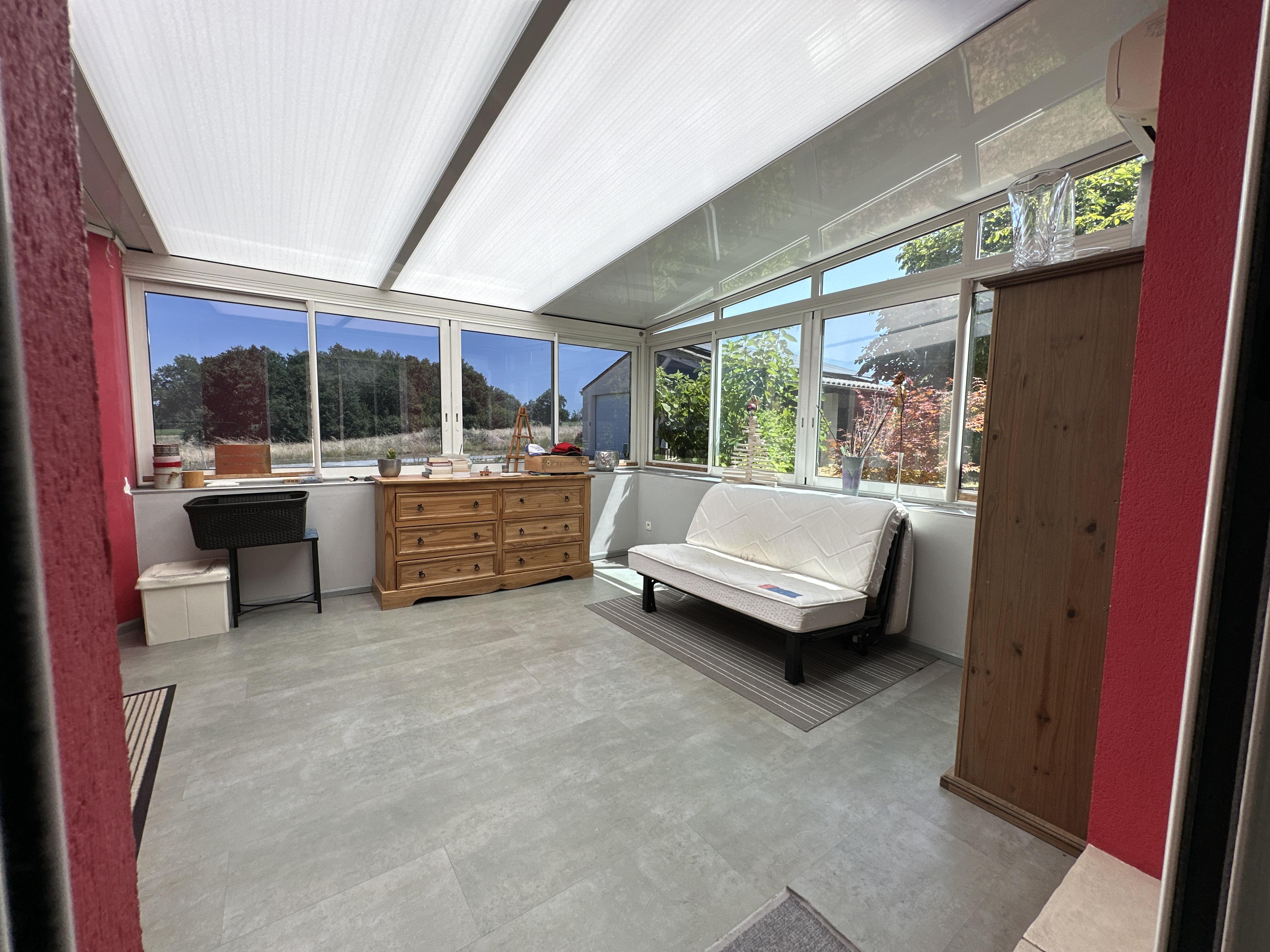 Maison 9 pièces 204 m² · à Lugaignac · 204 m² · 330 000 €