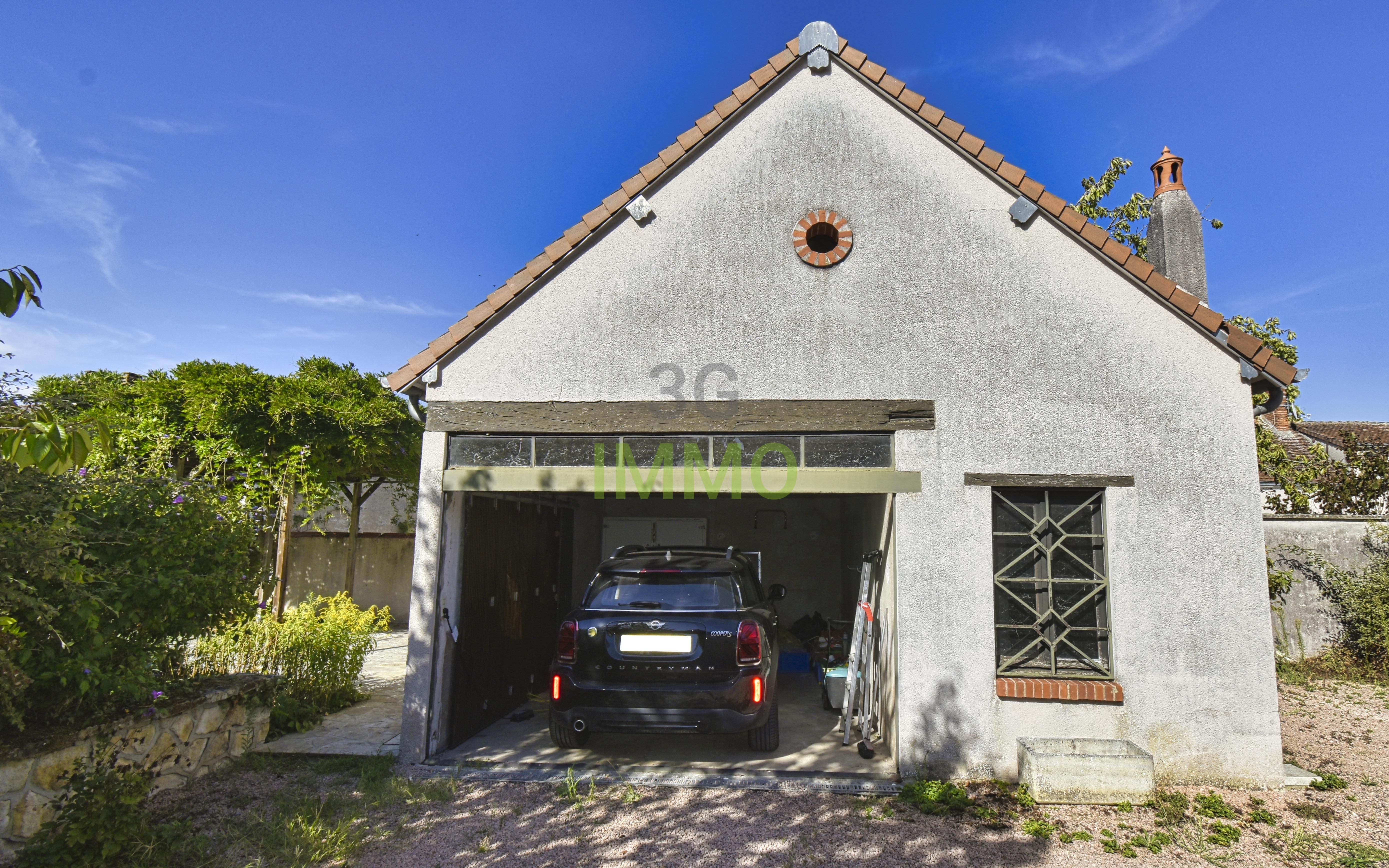 Maison 8 pièces 222 m² · à Chabris · 222 m² · 257 250 €