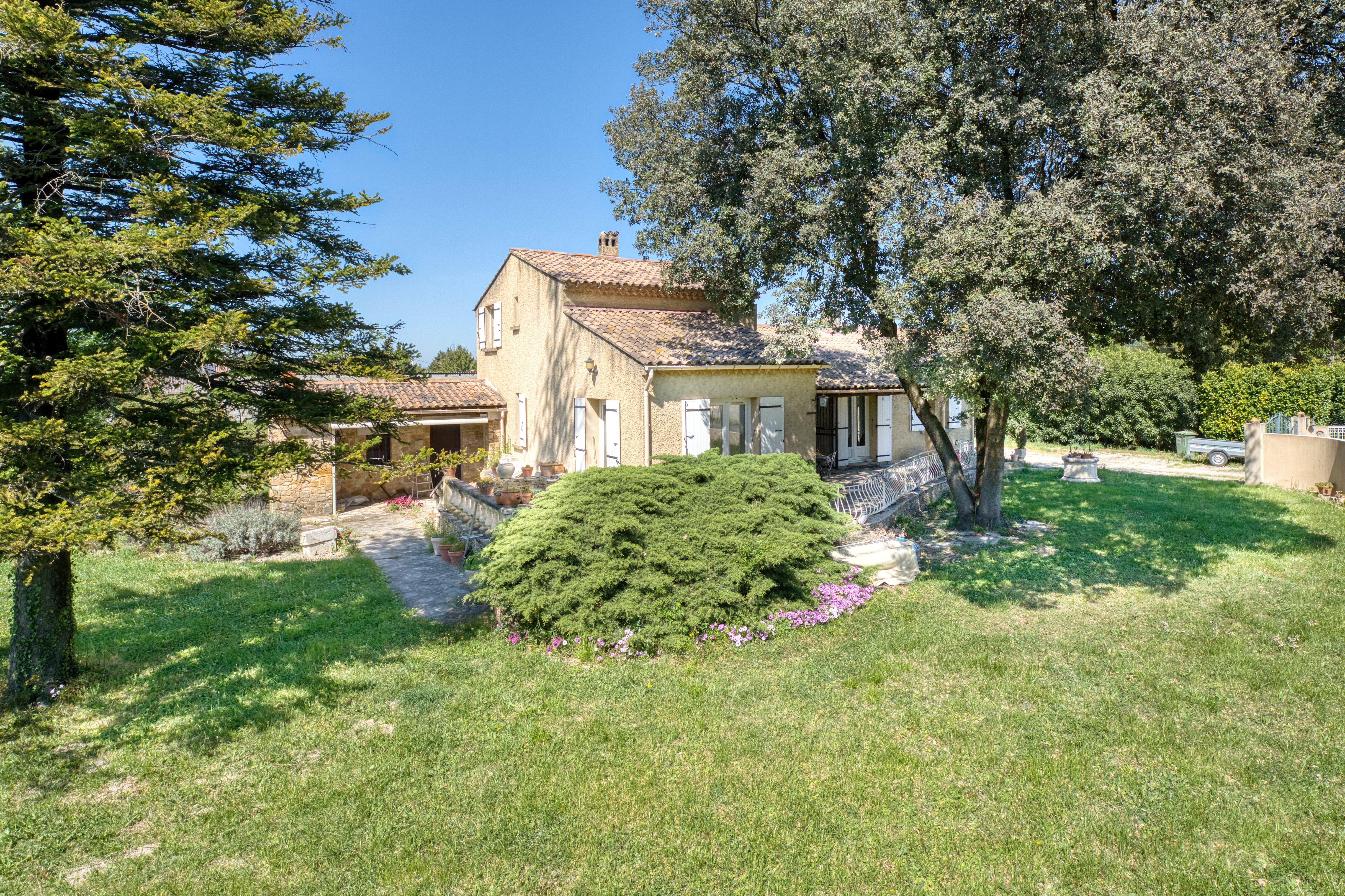 Maison 5 pièces 118 m² · à Mondragon · 118 m² · 369 000 €