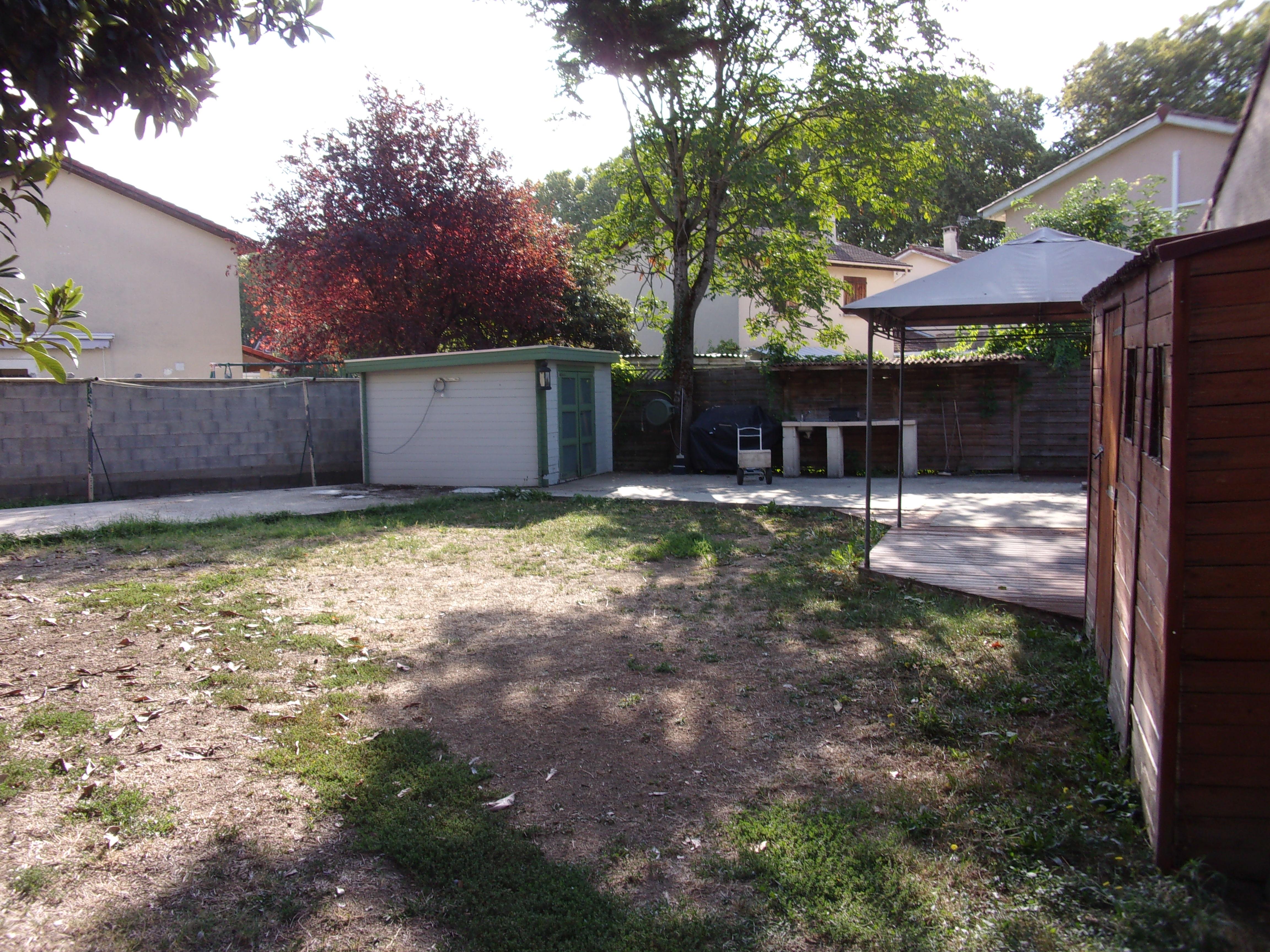 Maison 6 pièces 99 m² · à Vaulx-en-Velin · 99 m² · 298 700 €