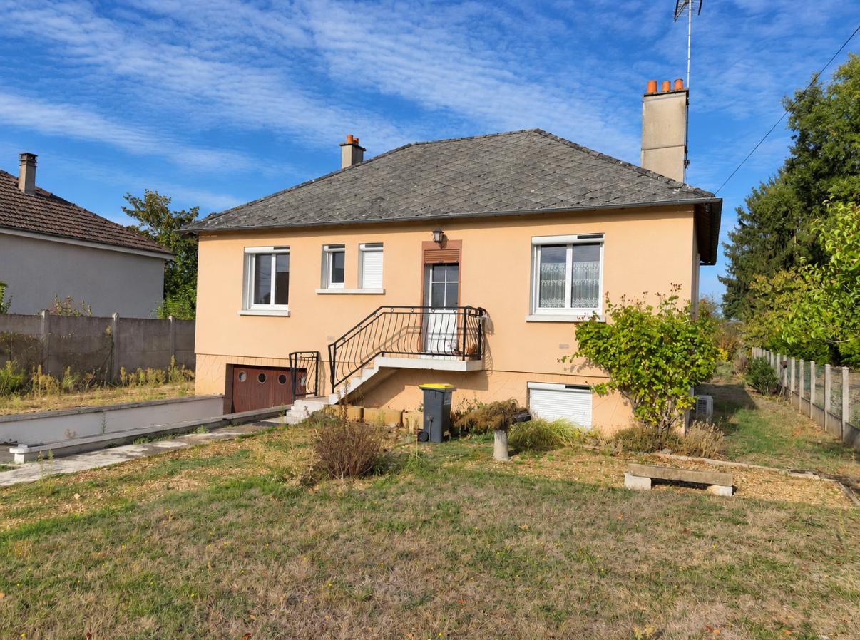 Maison 5 pièces 81 m² · à Amilly · 80,6 m² · 119 000 €