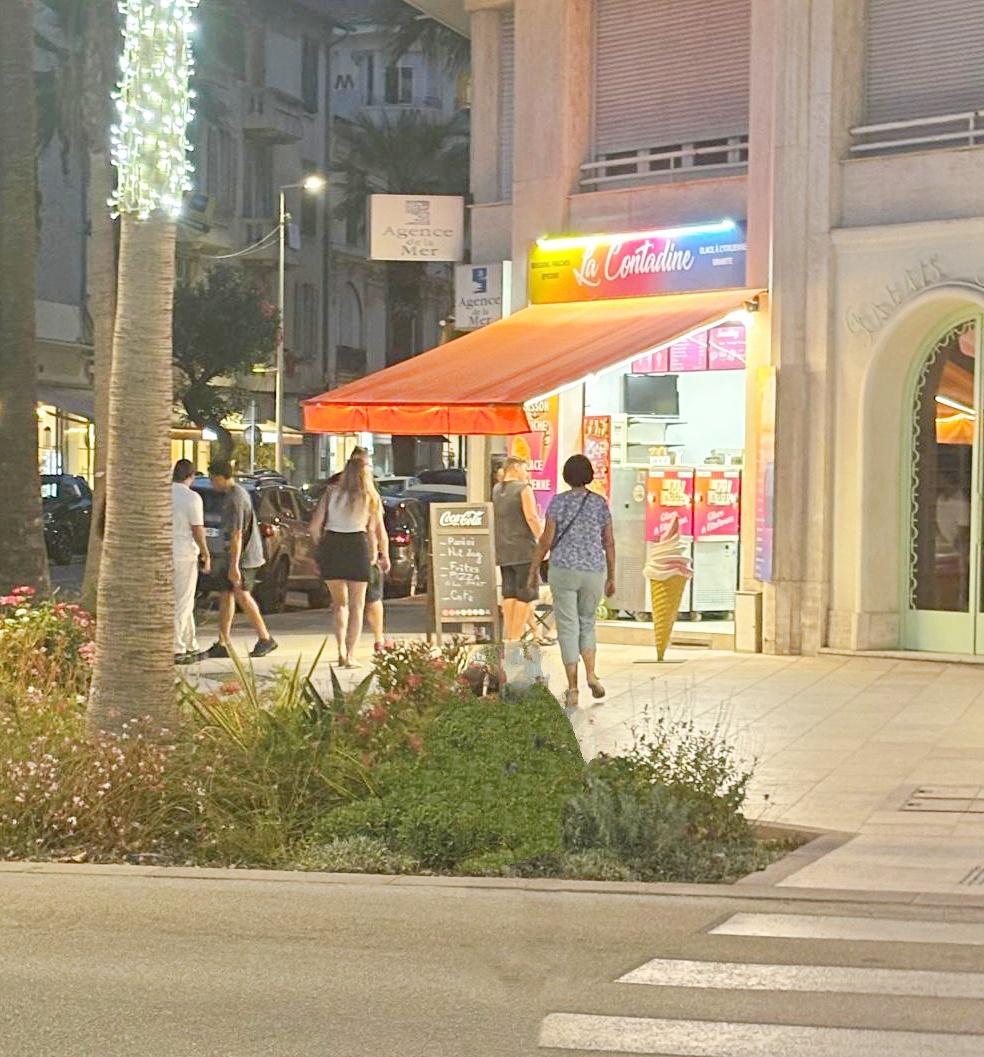 Restauration rapide à Antibes (06160) - Antibes · 27 m² · 200 000 €