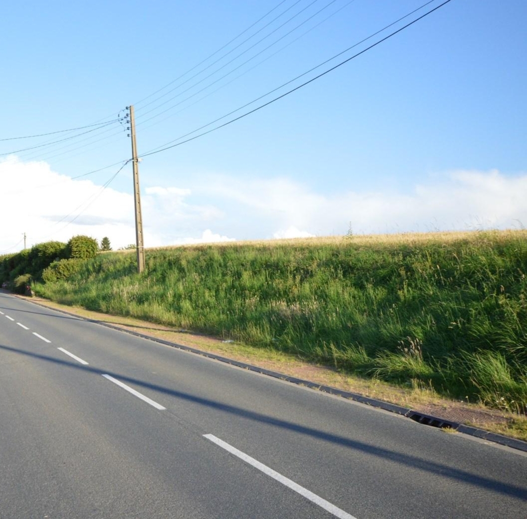 Terrain 830 m² · à Bertry · 39 900 €