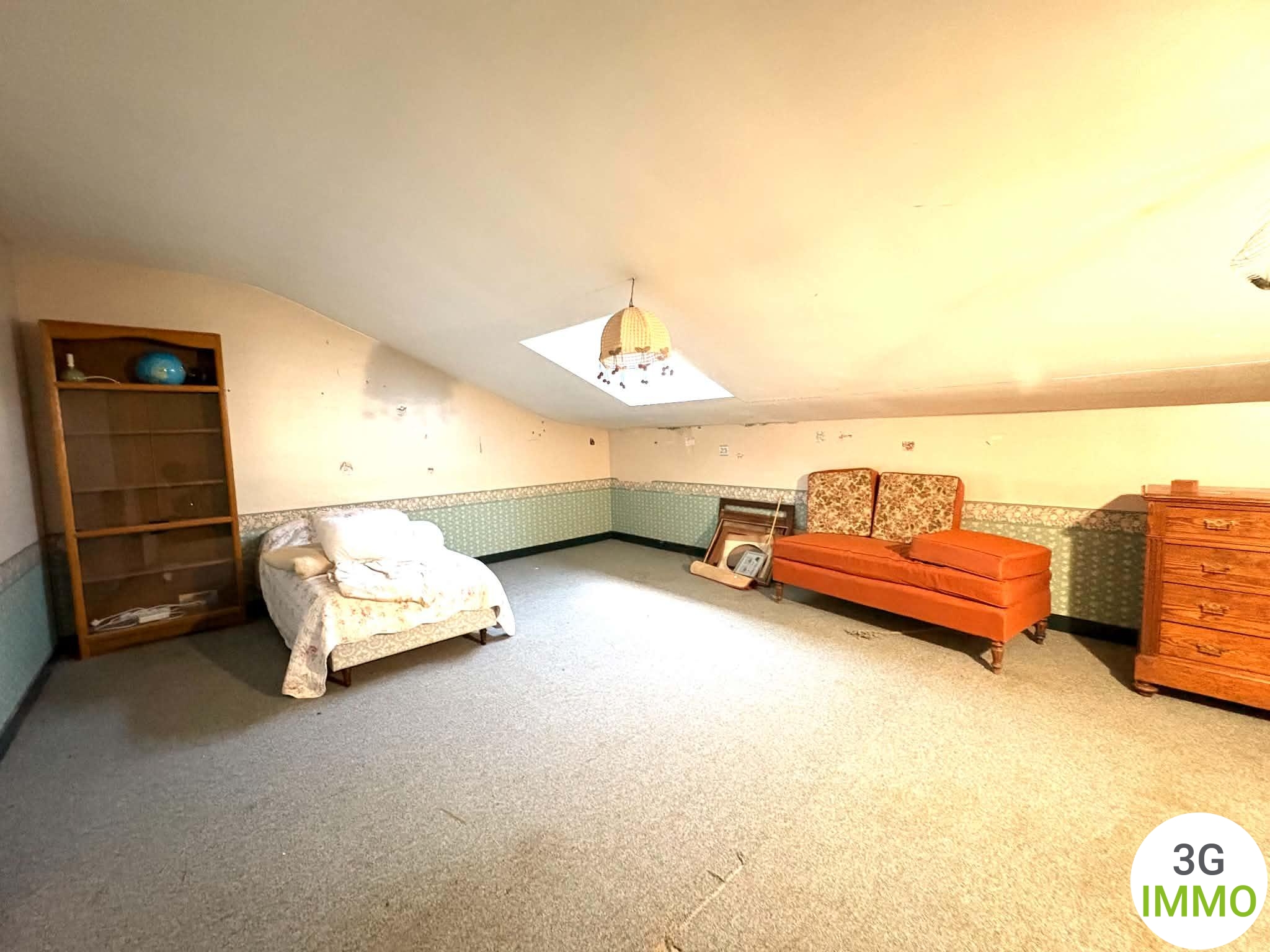 Maison 6 pièces 206 m² · à Archigny · 206 m² · 140 000 €