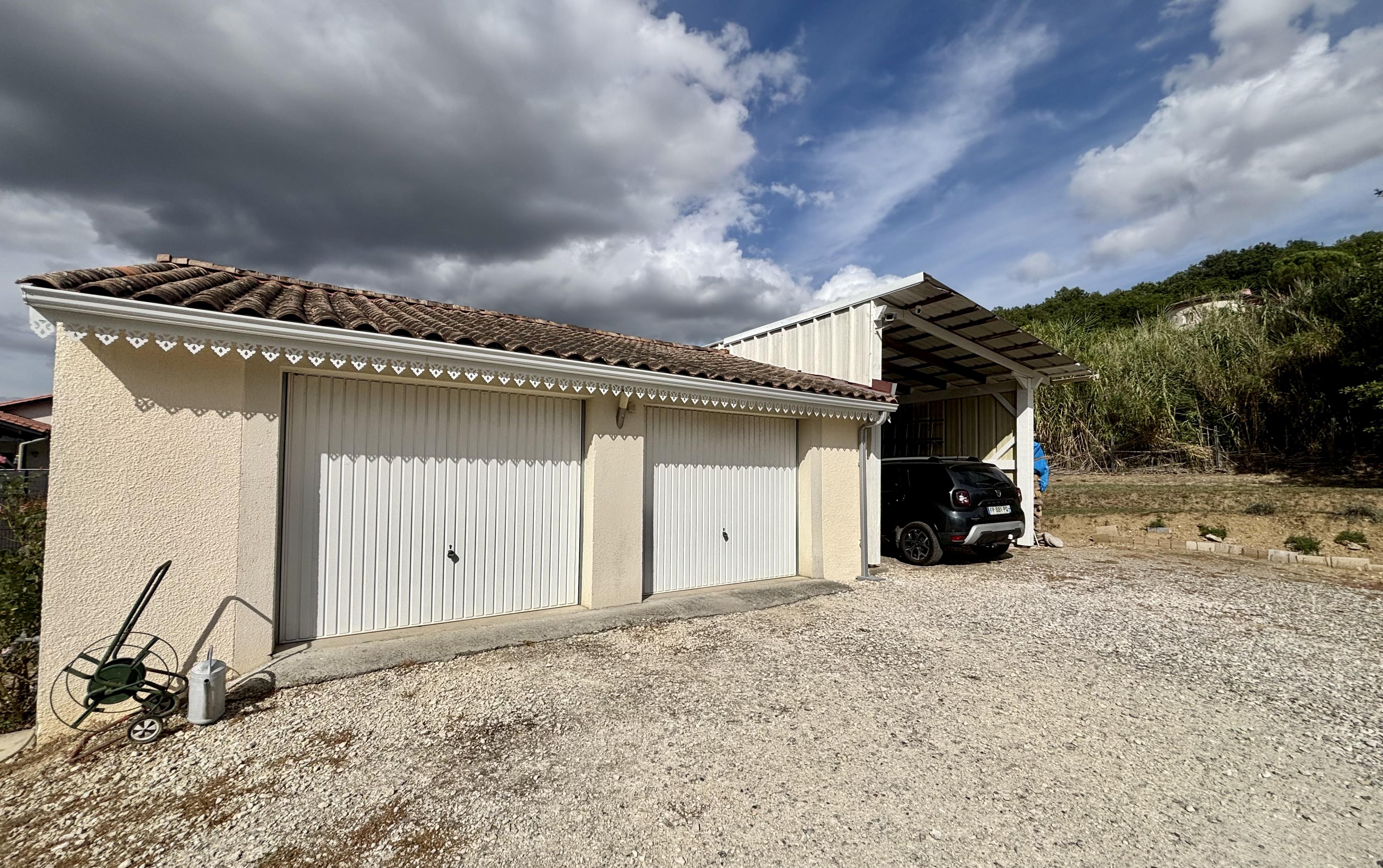 Maison 6 pièces 155 m² · à Aiguillon · 155 m² · 263 000 €