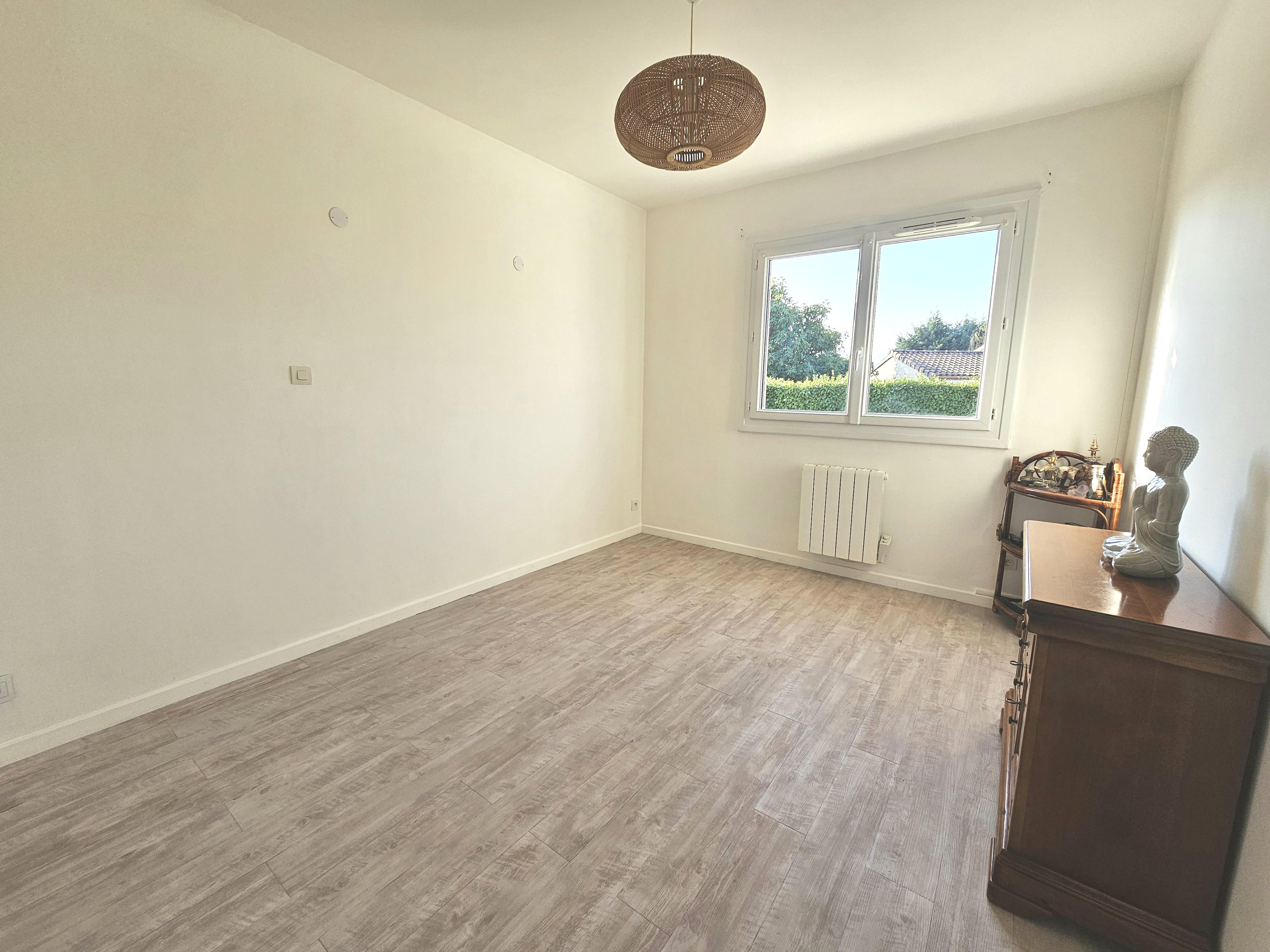 Maison 4 pièces 99 m² · à Eymeux · 99 m² · 262 000 €