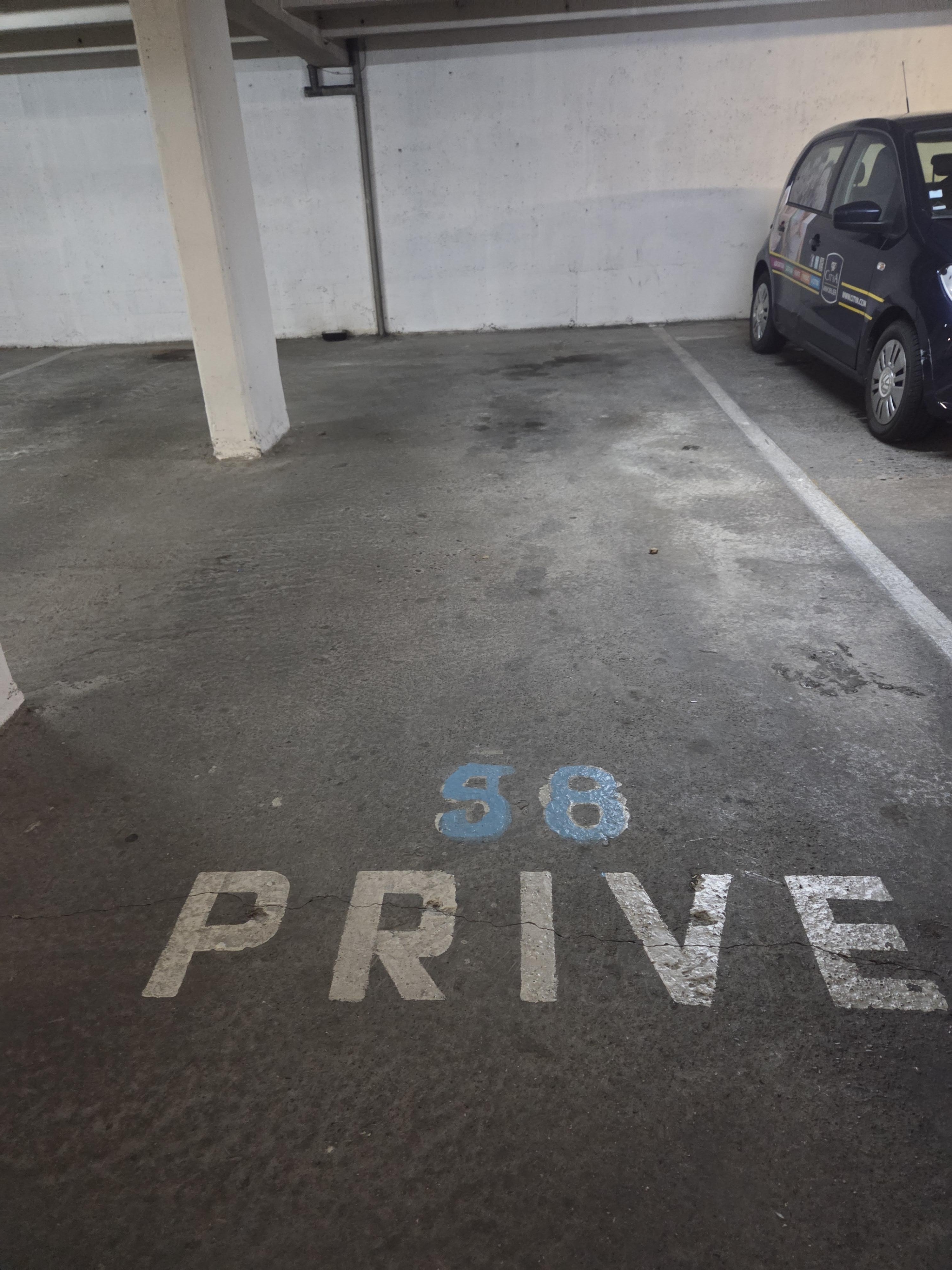 Parking à Avignon (84000) - Avignon · 29 000 €