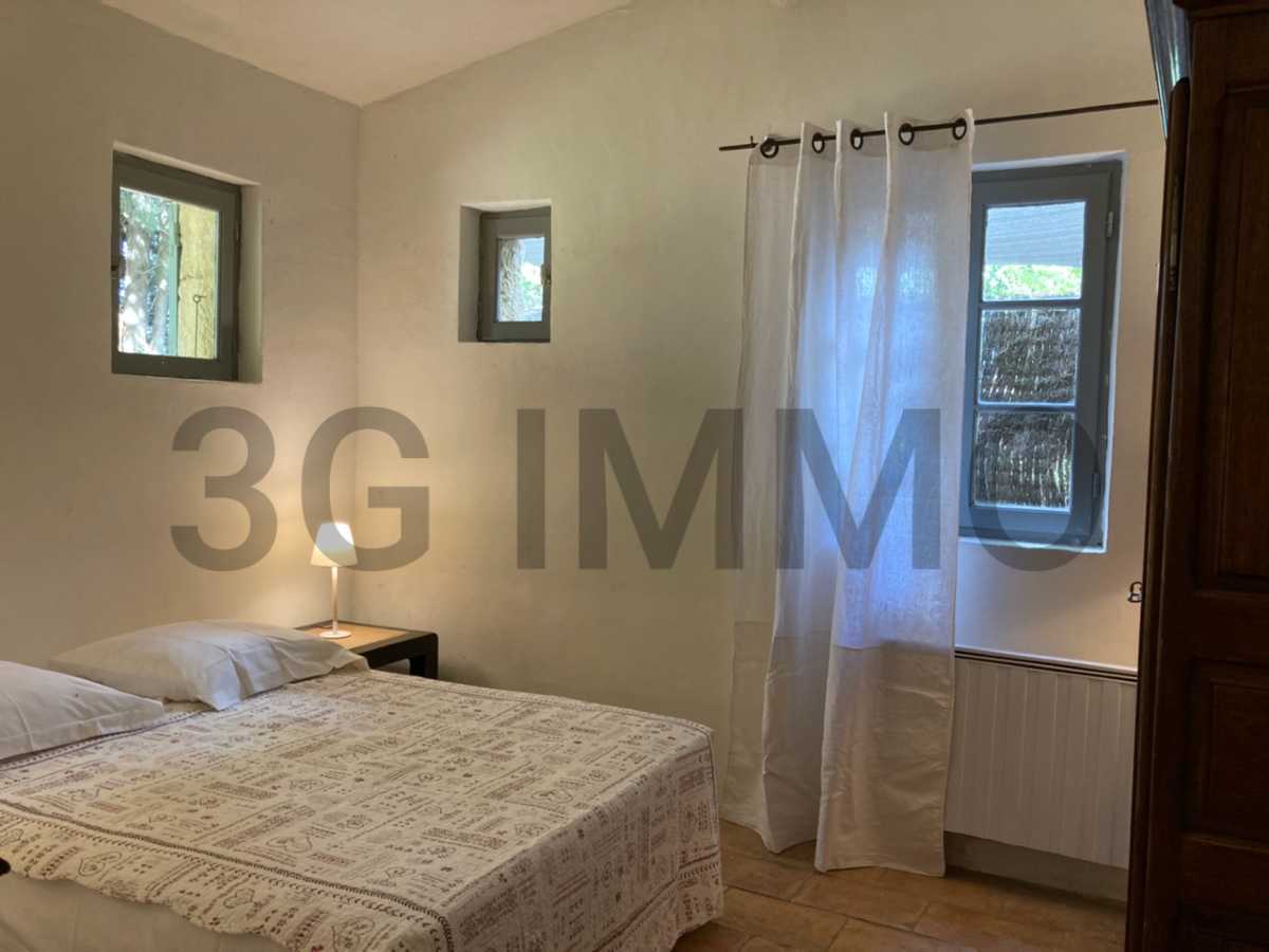 Maison 3 pièces 53 m² · à Uzès · 53 m² · 165 000 €
