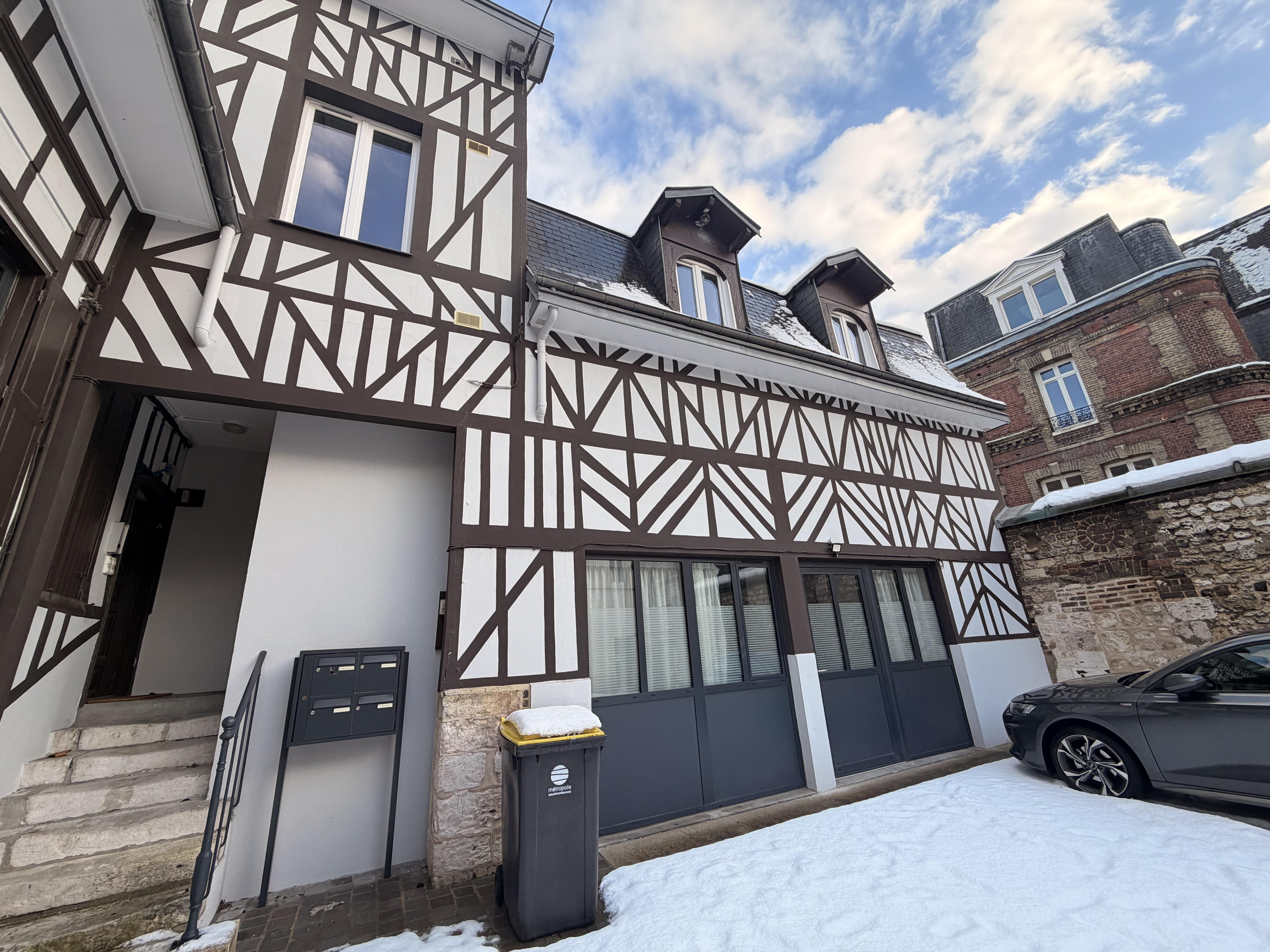 Parking 10 m² · à Rouen · 10 m² · 22 000 €