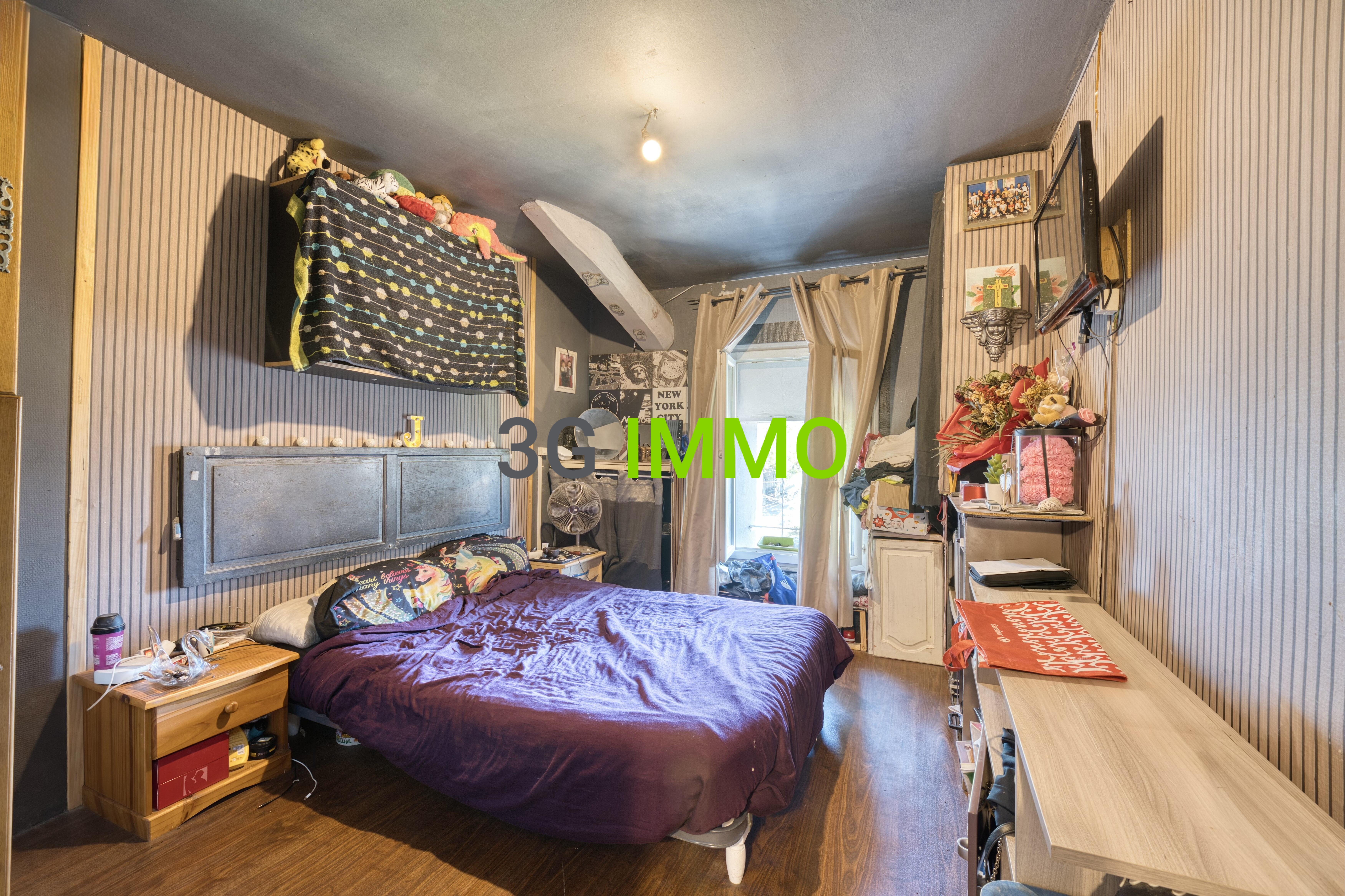 Maison 6 pièces 142 m² · à Mondragon · 142 m² · 160 000 €