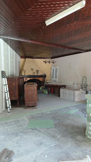 Maison 9 pièces 200 m² · à Moulin-Mage · 200 m² · 100 000 €