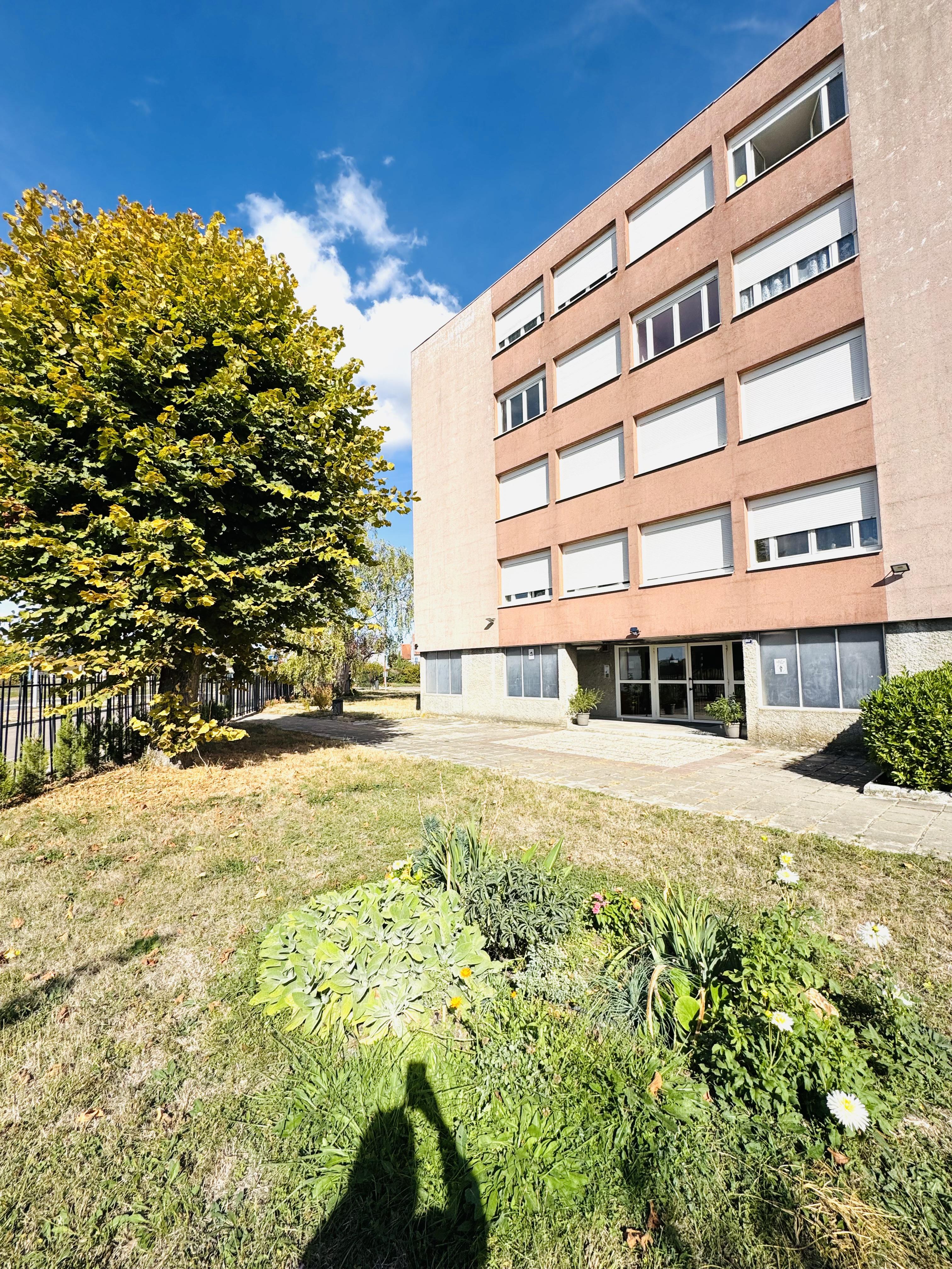Appartement 4 pièces 58 m² · à Romilly-sur-Seine · 58 m² · 44 990 €