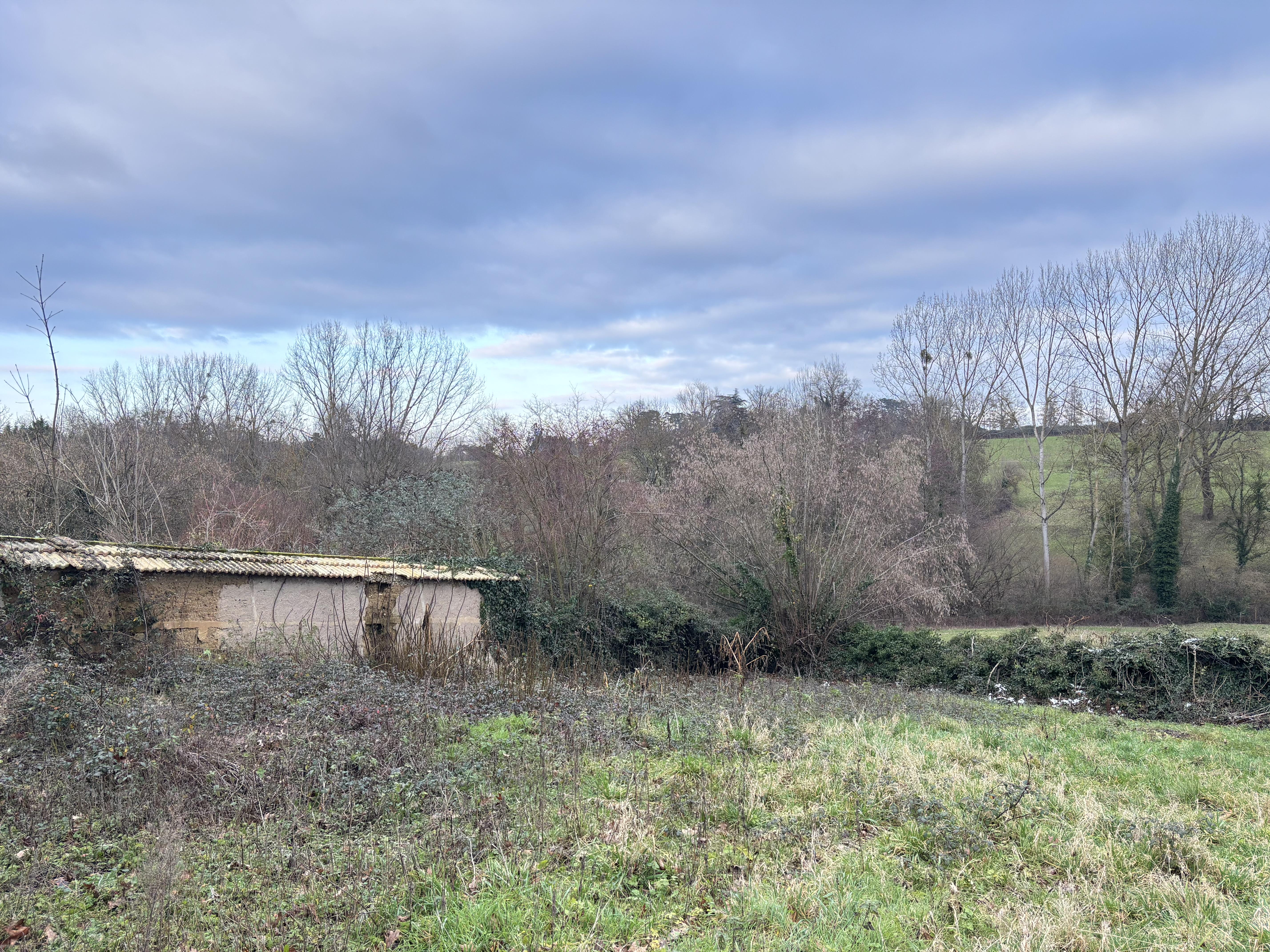 Maison 5 pièces 114 m² · à Mogneneins · 114,3 m² · 185 000 €