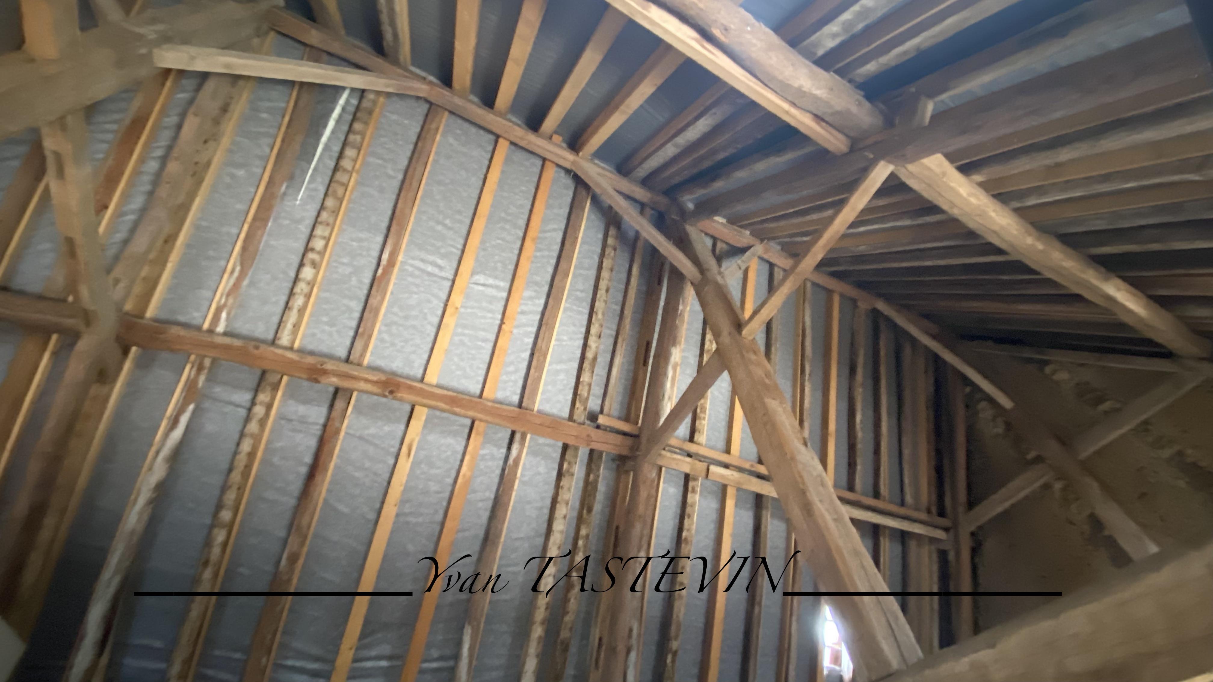 Parking 85 m² · à Connerré · 85 m² · 50 000 €