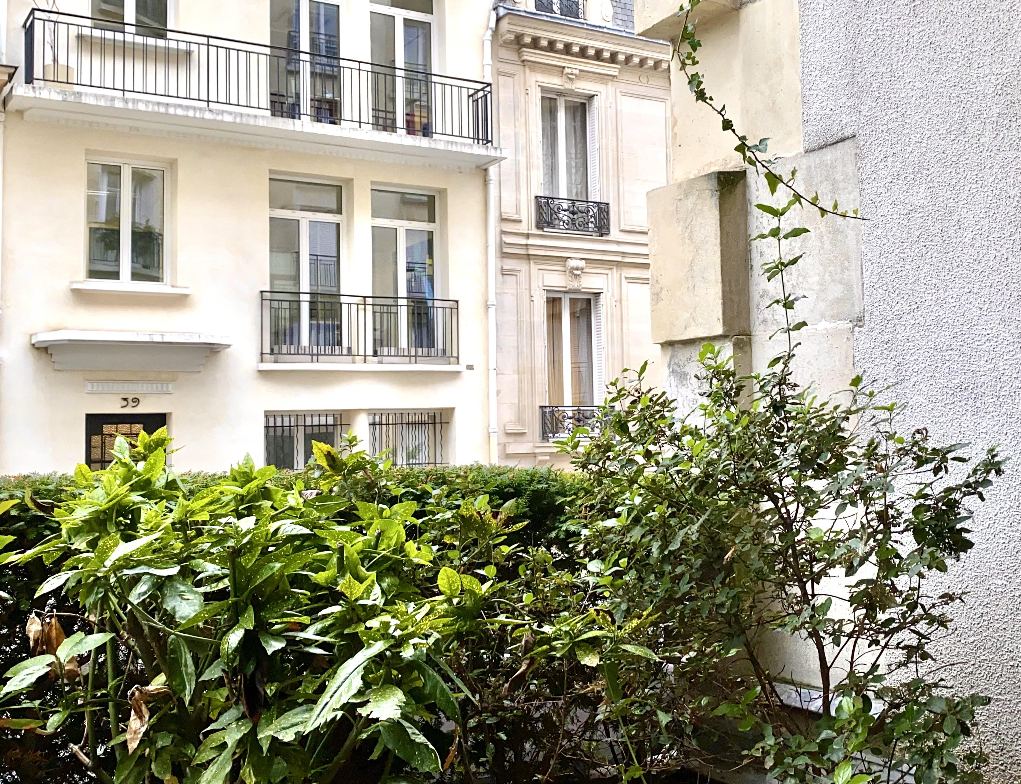 Appartement 6 pièces 139 m² · à Paris · 139 m² · 1 562 000 €