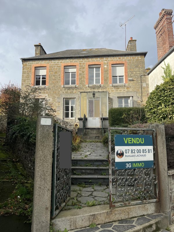 Maison à Tessy-Bocage (50420)