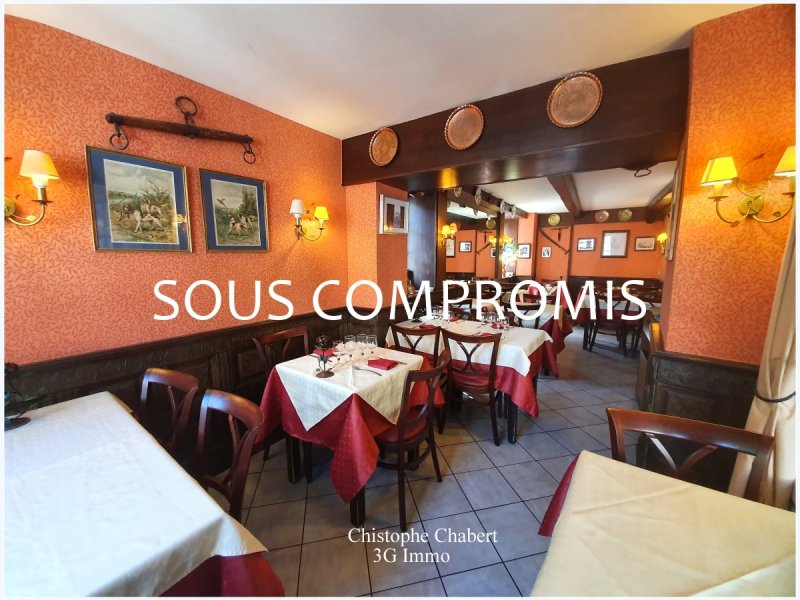 Local Commercial à Orcival (63210)