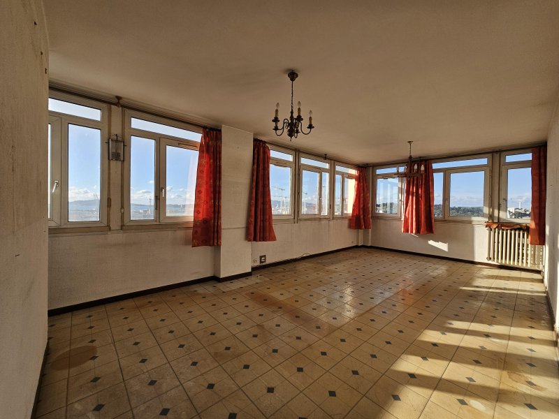 Appartement à Toulon (83000)