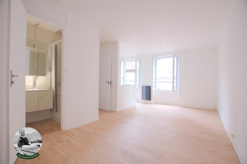 Immeuble à Clermont-Ferrand (63000)