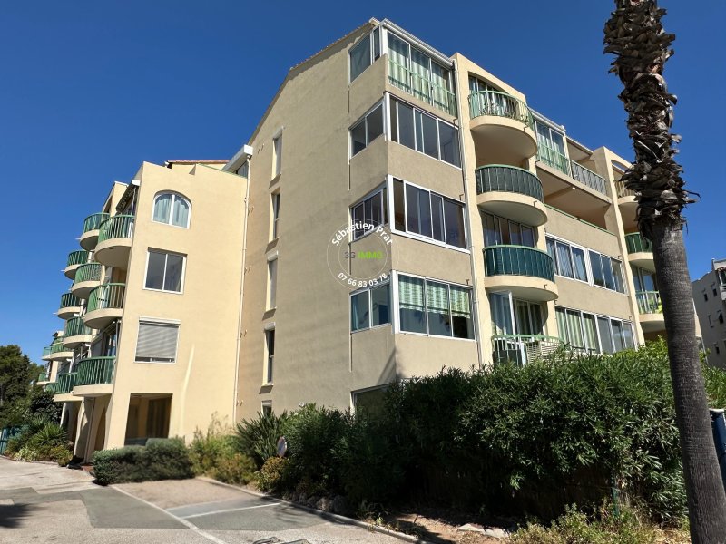 Appartement à Fréjus (83600)