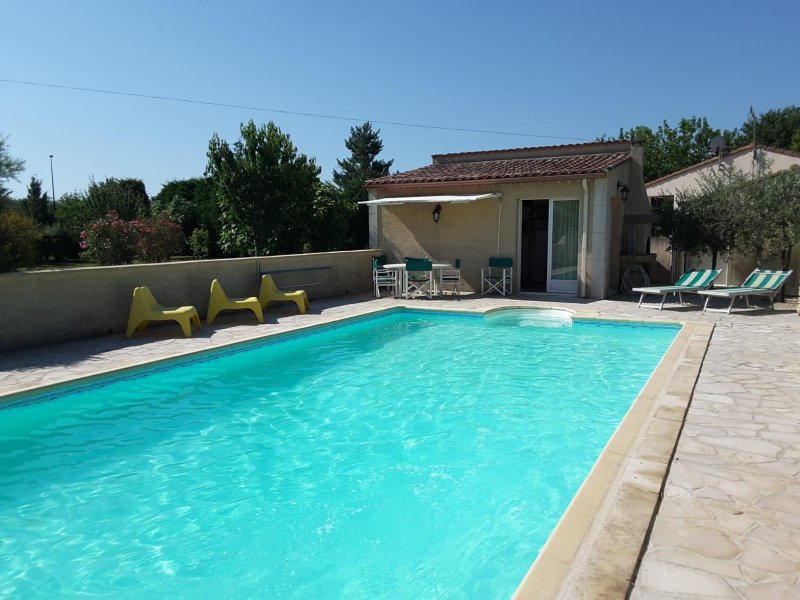 Maison avec dépendance à Uzès (30700)