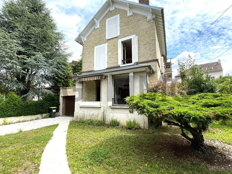 Maison à Pontoise (95000)