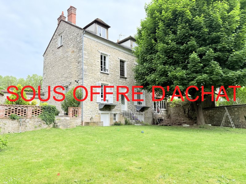 Maison à Saint-Pierre-Lès-Nemours (77140)
