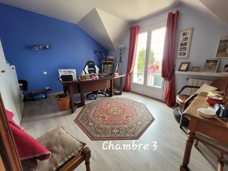 Photo 10