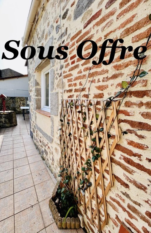 Maison à Nueil-Les-Aubiers (79250)
