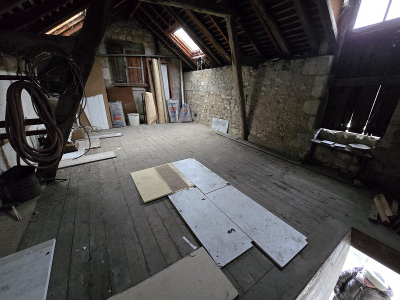 Photo 16
