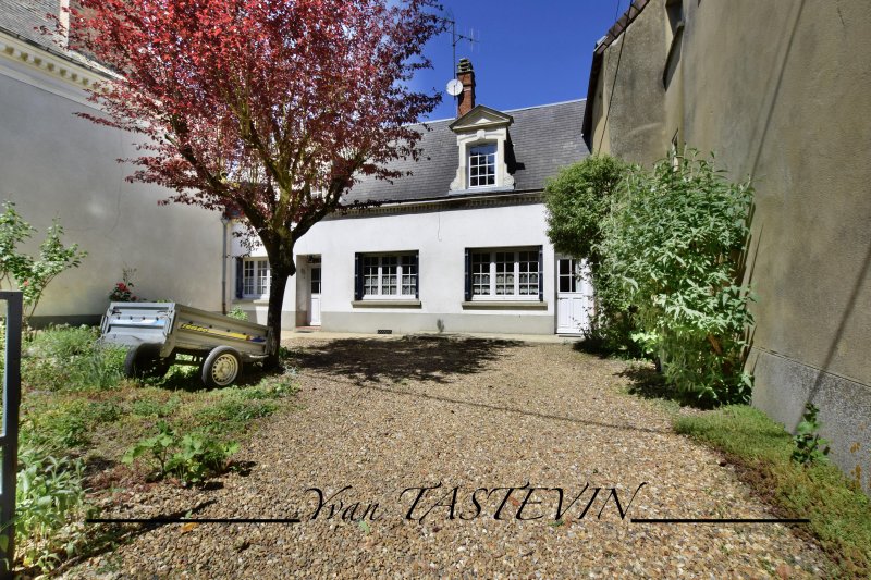 Maison de village à Saint-Maixent (72320)