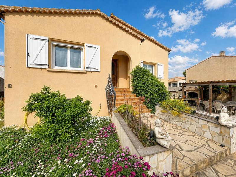 Maison T6+ à Vias (34450) - Photo 5