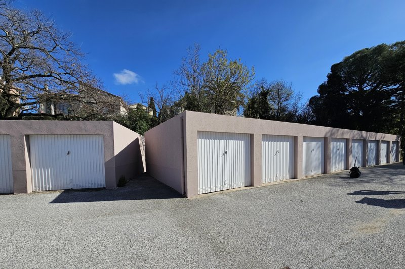 Garage / Parking à Hyères (83400)
