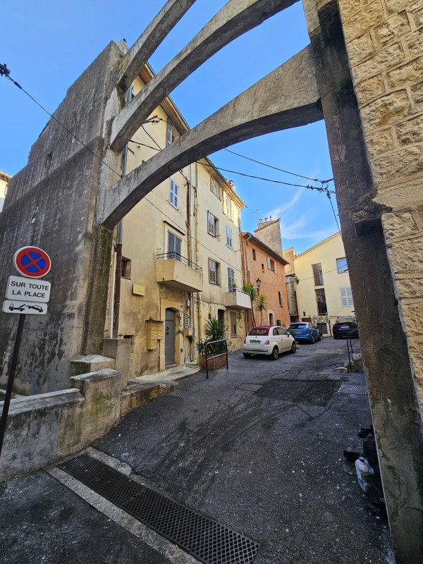 Appartement à Grasse (06130)