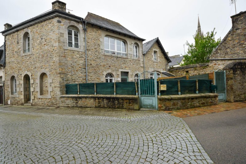 Maison à Saint-Pol-De-Léon (29250)