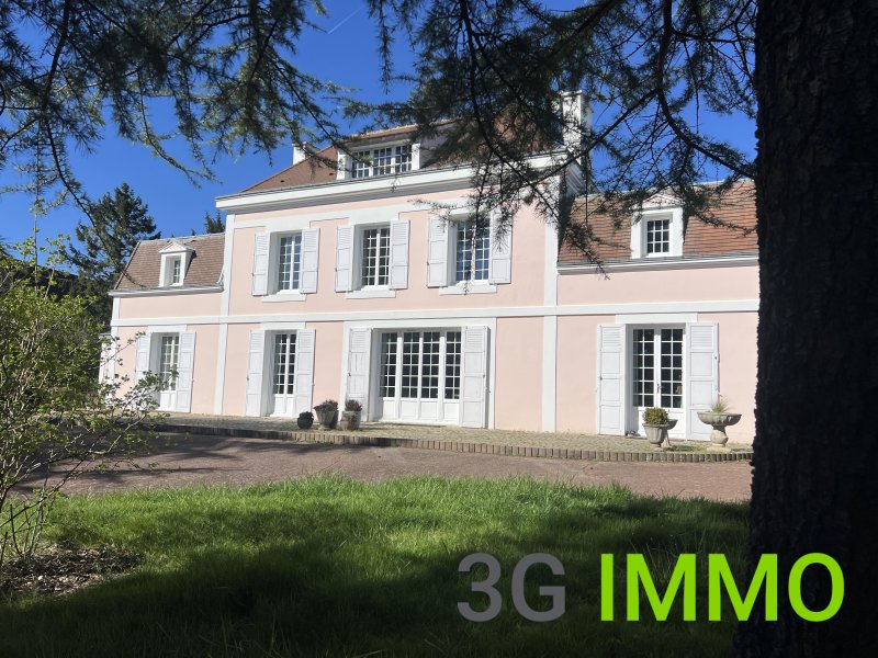 Maison bourgeoise à Châteauneuf-en-Thymerais (28170)