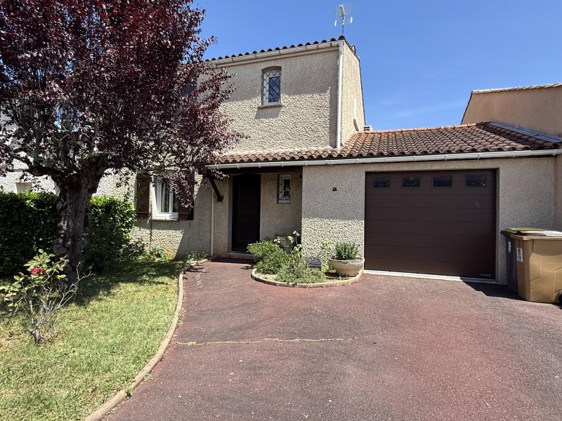 Maison à Saint-Juéry (81160)