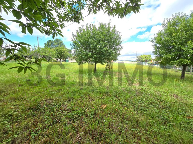 Terrain constructible à Roquecourbe (81210) - Photo 2