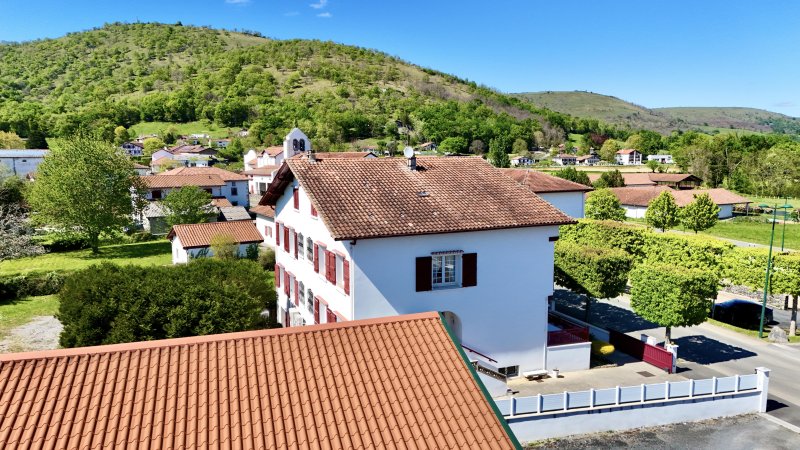 Maison mitoyenne à Larceveau-Arros-Cibits (64120) - Photo 2