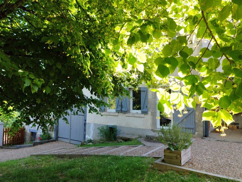 Maison avec dépendance à Olliergues (63880) - Photo 2