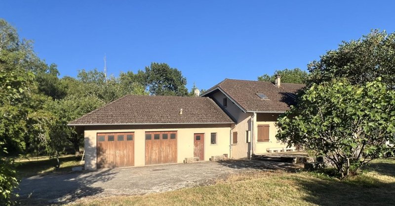 Maison avec dépendance à Virieu-le-Grand (01510) - Photo 2