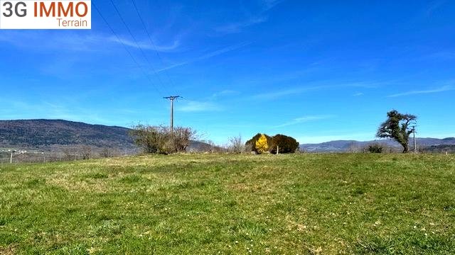 Terrain constructible à Champagne-en-Valromey (01260)