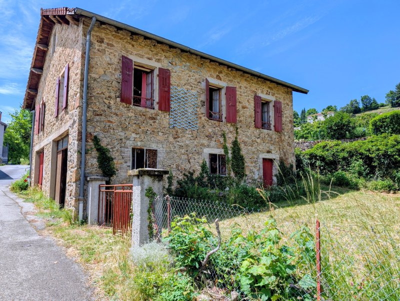 Maison de village à Belsentes (07160)